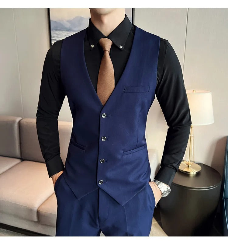 Men's classic three-piece suit, notch lapel. Ideal for formal occasions, weddings & business.