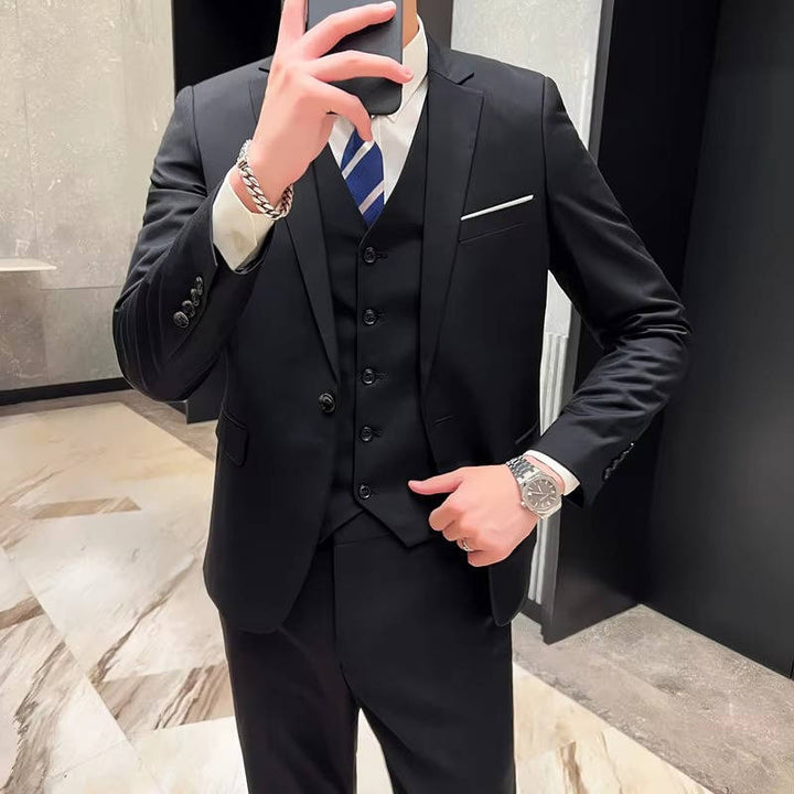 Professional men's formal three-piece suit, notch lapel. Perfect for important business events.