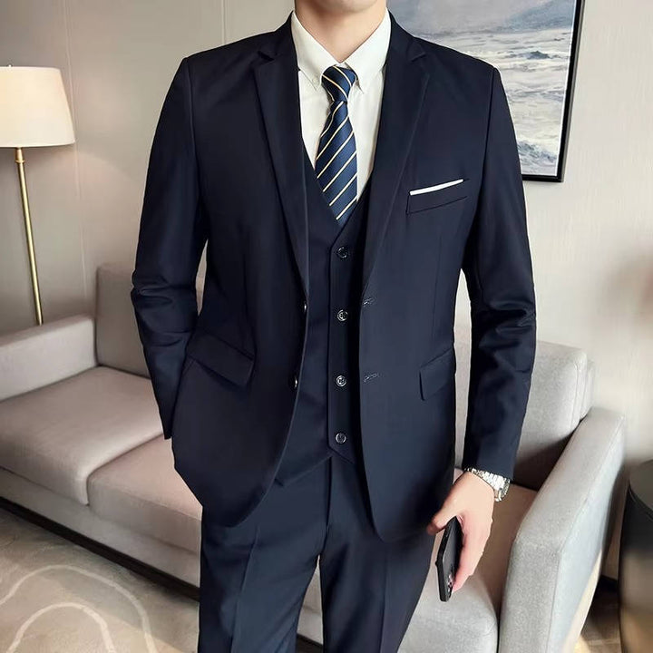 Stylish men's formal three-piece suit, notch lapel. A versatile choice for wedding & business.