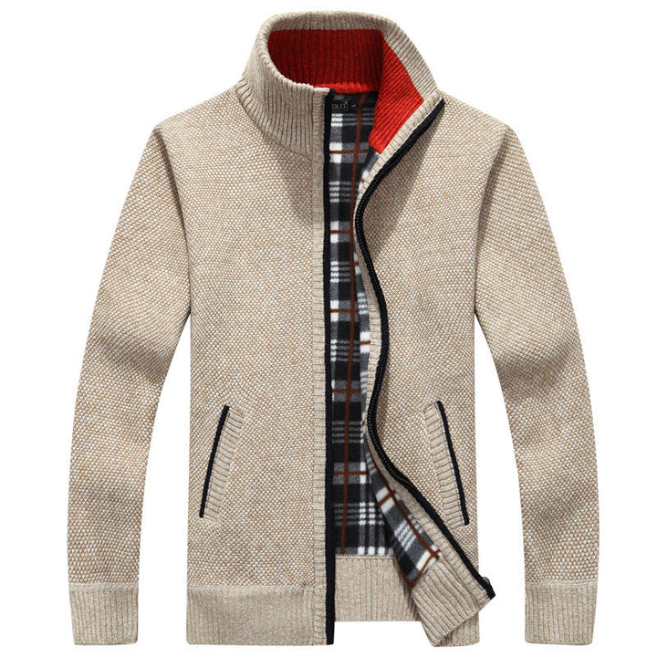 Close-up of men's full zip thermal jacket fabric, highlighting warm texture & quality for winter layering.