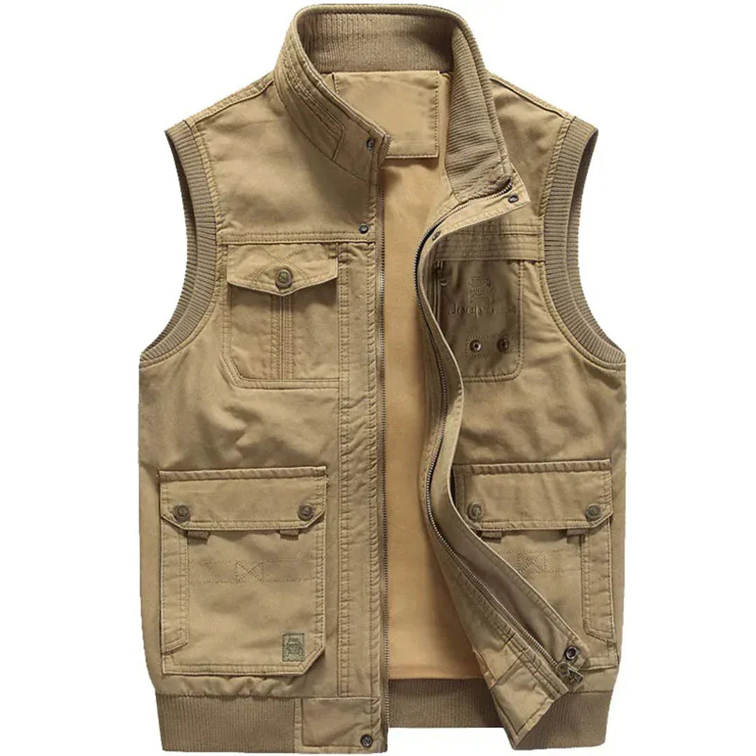 Men's functional utility vest with multiple pockets, ideal for outdoor activities like hiking, fishing, and travel.