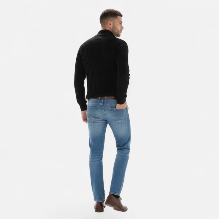 Elegant men's heritage half-zip pullover. Vertical bar design for refined smart casual wear and versatile layering.