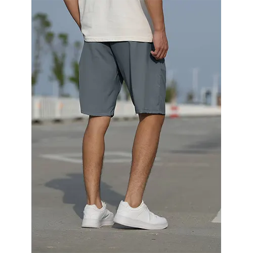 Men's fashion high waist shorts, comfortable & breathable, essential for summer wardrobe.