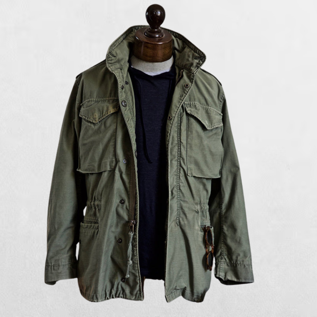 Men's hooded field jacket in green, perfect for autumn outerwear and casual utility style.