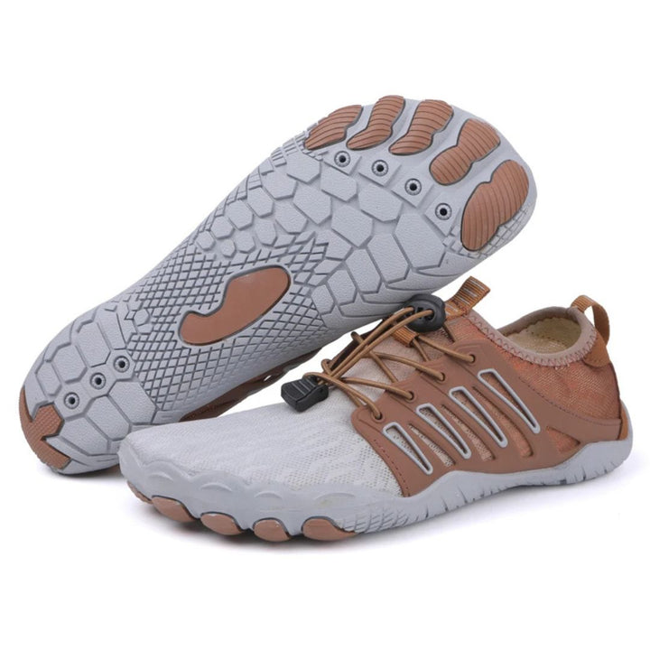 Men's lightweight breathable barefoot walking shoes, ideal for comfort and natural movement on any path.