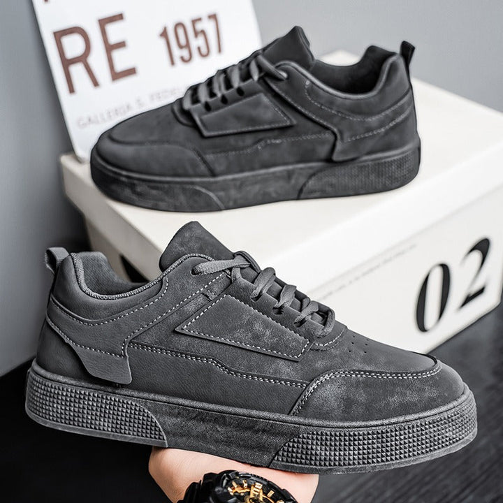 Men's lightweight casual sneakers in a modern, low-profile design for all-day comfort & everyday walking.