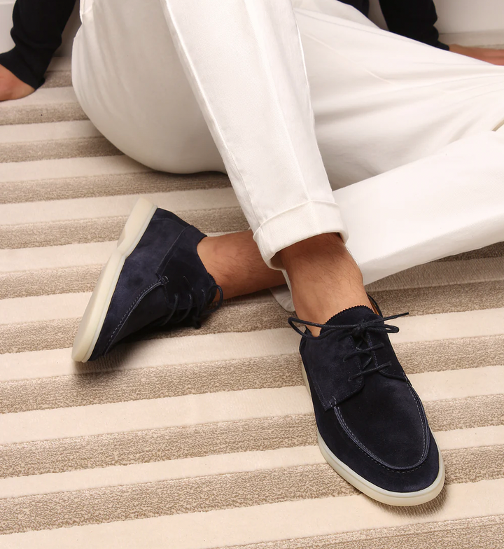 Men's lightweight lace-up casual walking shoes, perfect for everyday comfort & versatile style.