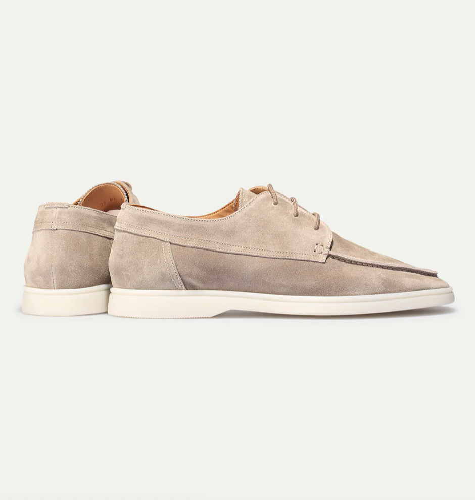 Men's casual lace-up walking shoes for everyday comfort. Lightweight & stylish footwear.