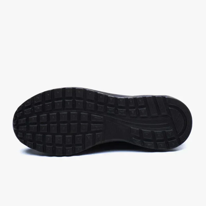 Comfortable men's industrial shoes with breathable mesh and anti-puncture sole