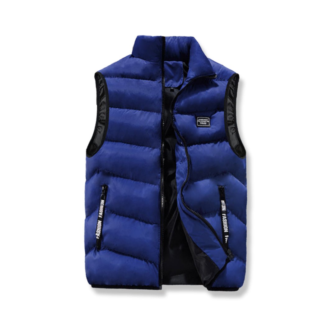 Men's quilted vest with full zip closure & practical zip pockets for essentials.