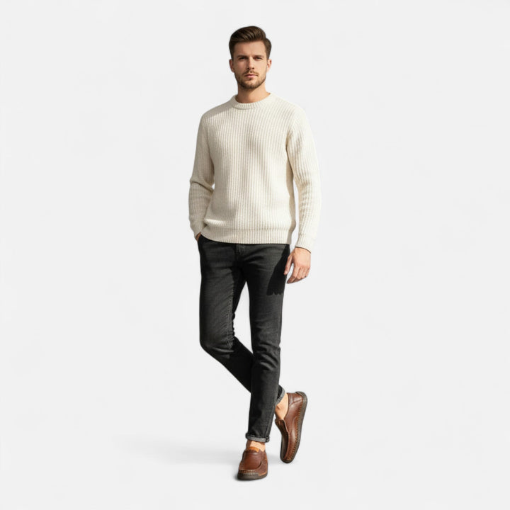 Brown men's lightweight slip-on casual shoes, perfect for everyday comfort & travel.