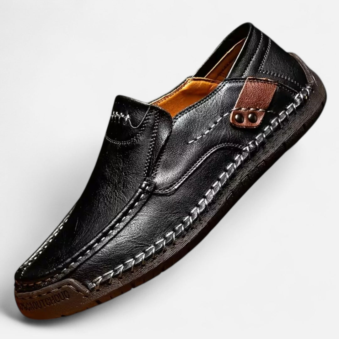 Black men's modern slip-on loafers, lightweight & comfortable for versatile everyday wear.