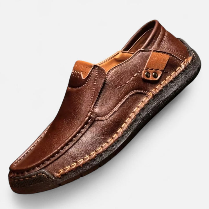 Comfortable men's lightweight slip-on shoes, ideal for casual everyday style & travel.