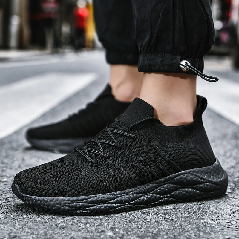 Versatile men's casual shoes, offering comfortable support for walking and enhancing men's everyday fashion.