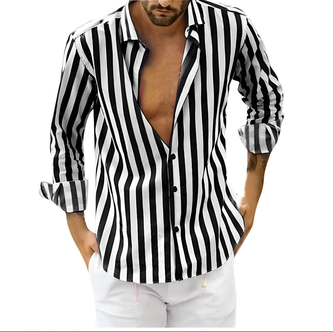 Stylish men's striped summer shirt, ideal for everyday casual wear. Breathable and comfortable short sleeve fashion.