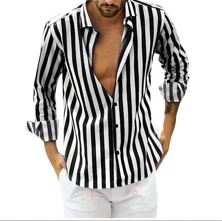 Stylish men's striped summer shirt, ideal for everyday casual wear. Breathable and comfortable short sleeve fashion.