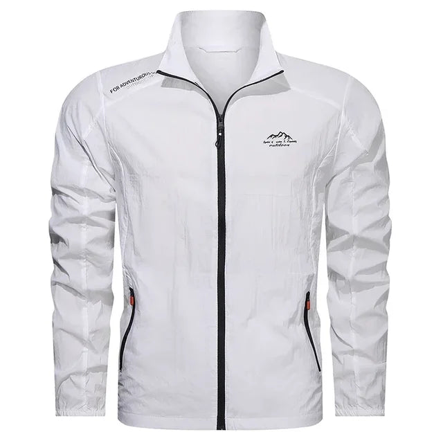 Versatile men's fashion windbreaker jacket. Provides essential weather protection with a sleek, lightweight design.