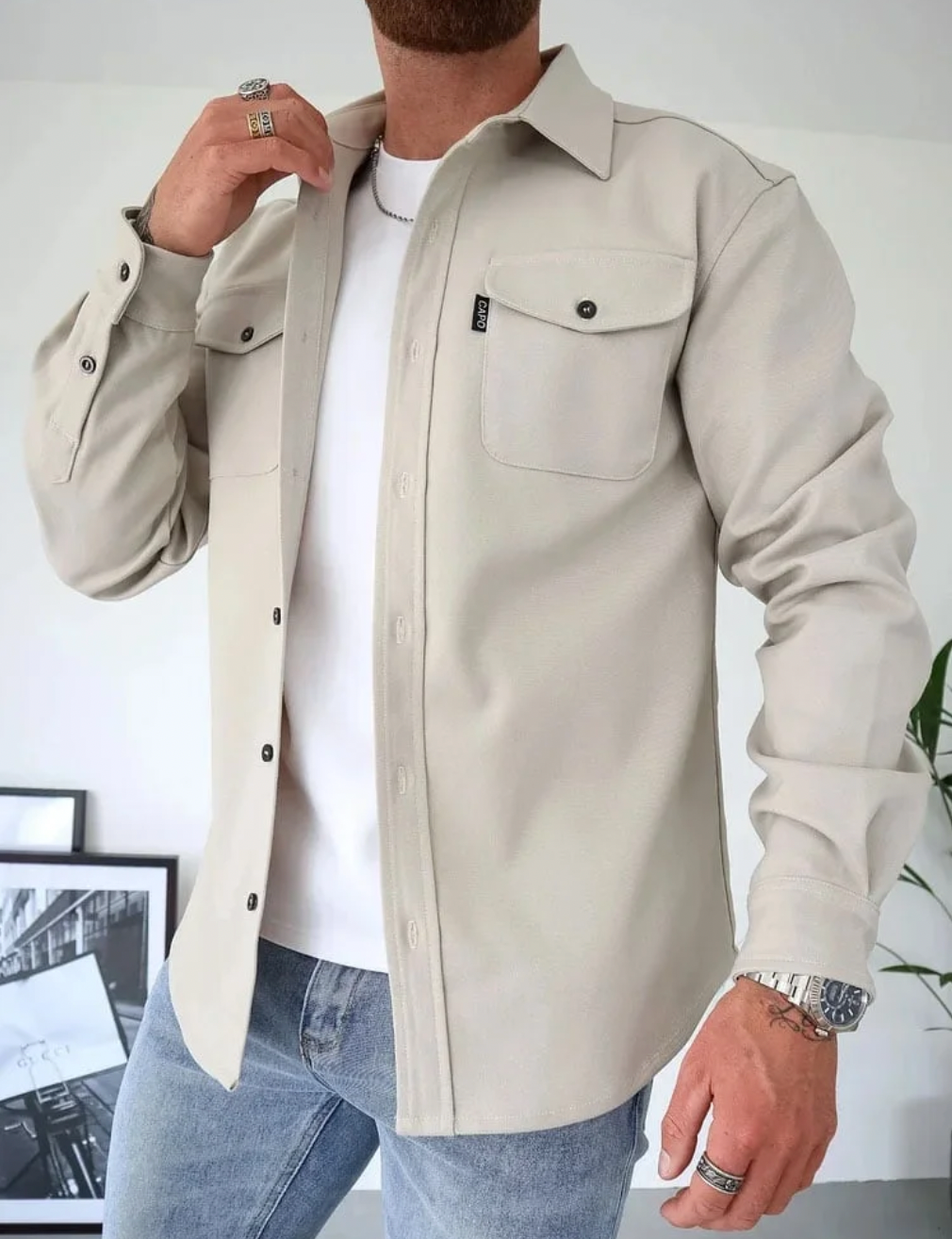 Versatile men's long sleeve shirt with two functional chest pockets, comfortable cotton blend