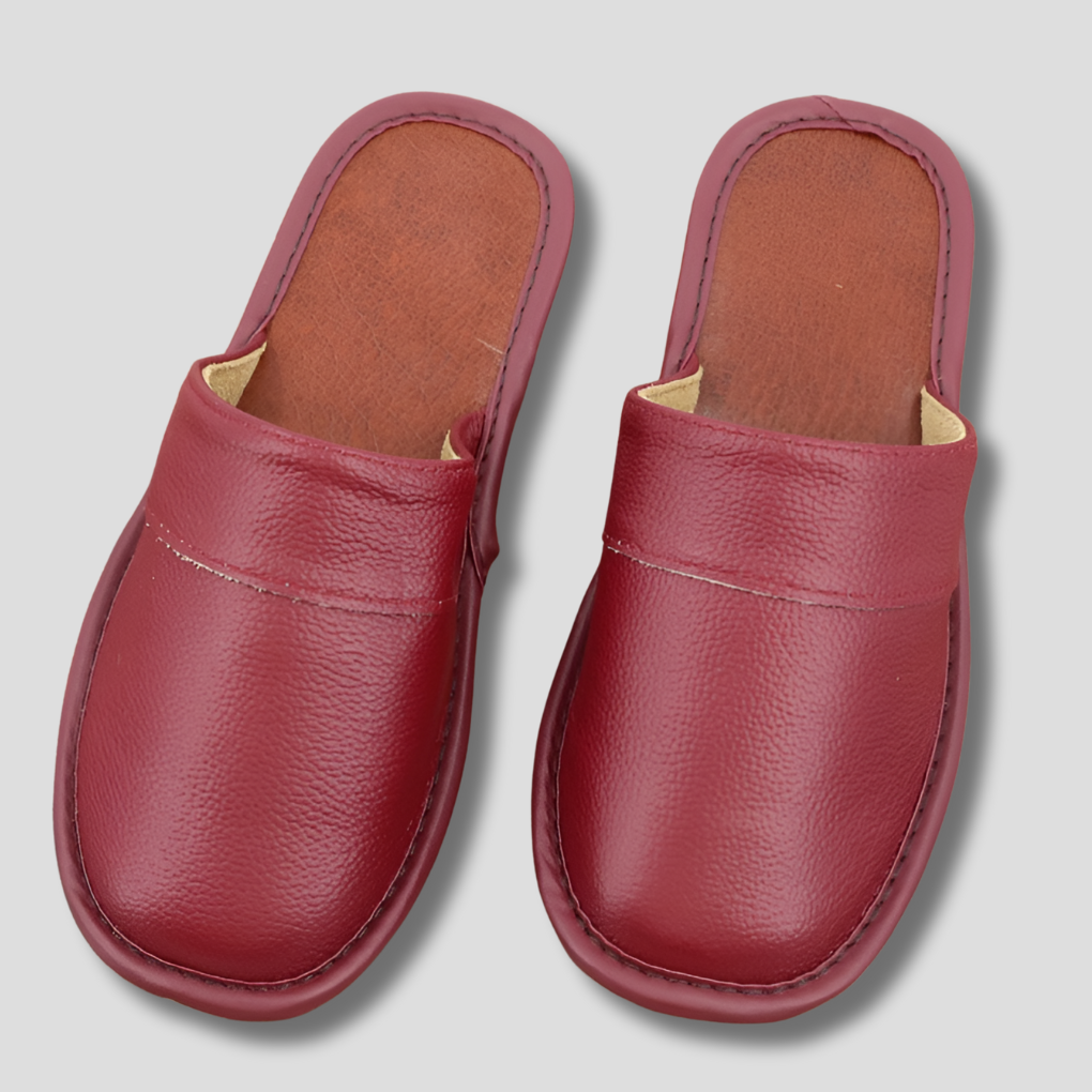 Men's luxury leather indoor slippers with plush lining, perfect for comfort at home