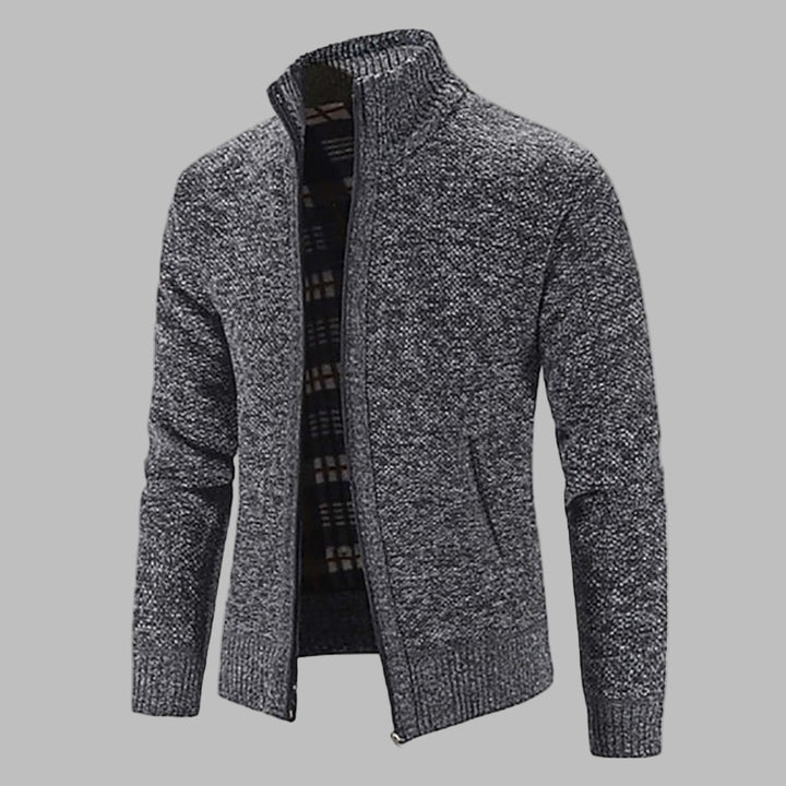Everyday men's zipper knit sweater, a modern and comfortable pullover for versatile autumn/winter layering.