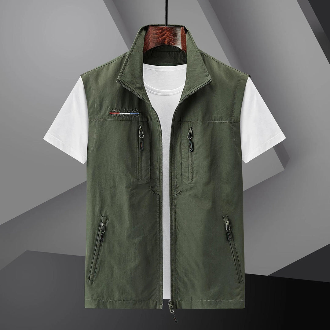 Versatile men's summer utility vest with multiple pockets, lightweight, breathable, ideal for fishing & travel.