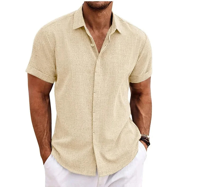 Men's new casual shirt in cotton-linen blend, short sleeve, emphasizing its regular fit styling