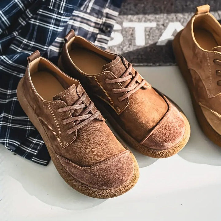 Casual men's orthopedic leather shoes in khaki, providing essential foot support and comfort.