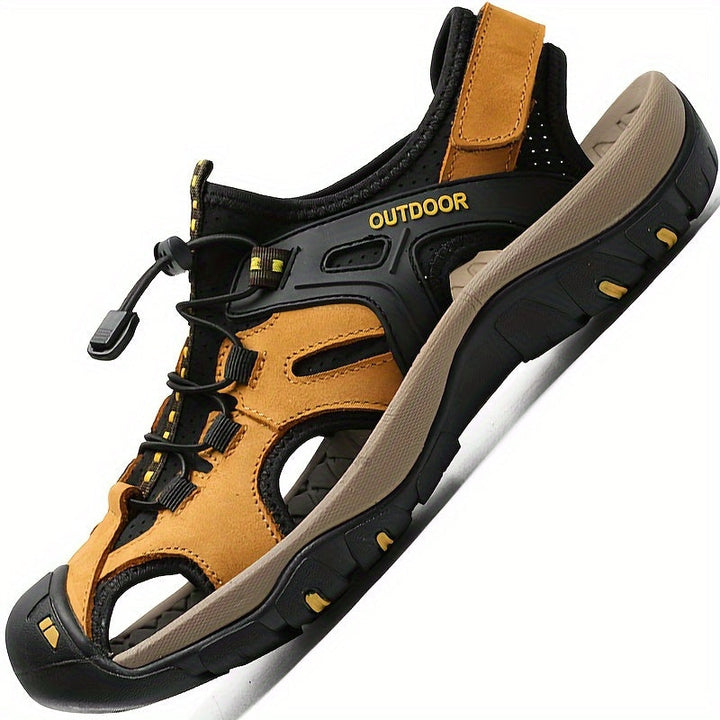 Durable men's closed-toe hiking sandals featuring a non-slip sole, perfect for trekking and adventure.