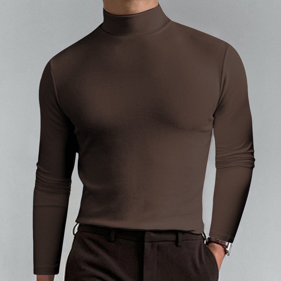 Sleek fit men's turtleneck sweater, ideal for a refined and warm winter look.