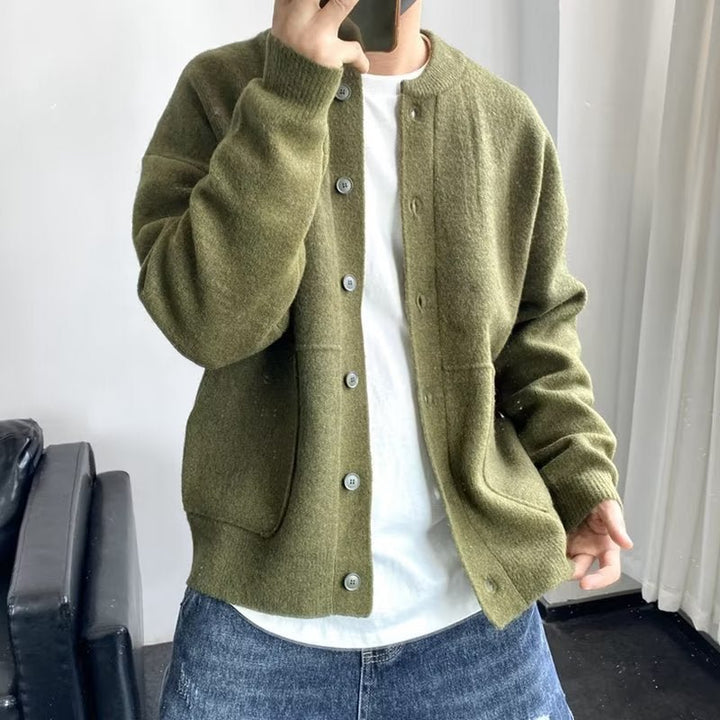 Men's premium comfort knit pullover sweater in gray, casual and versatile winter fashion.