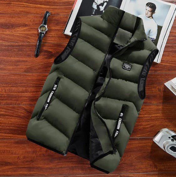 Versatile men's sleeveless puffer vest, ideal as casual outerwear for winter and cold weather.