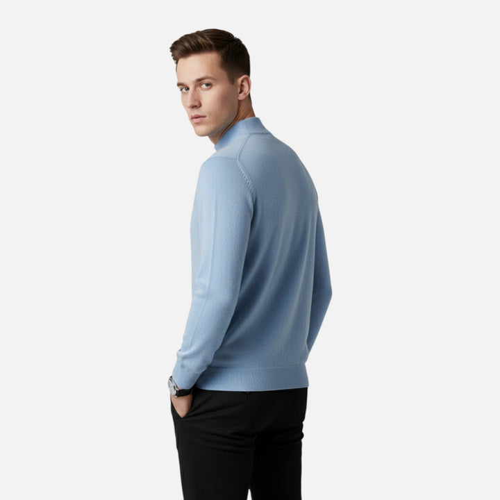 Elegant men's pullover, half-turtleneck design for a refined and warm winter look.
