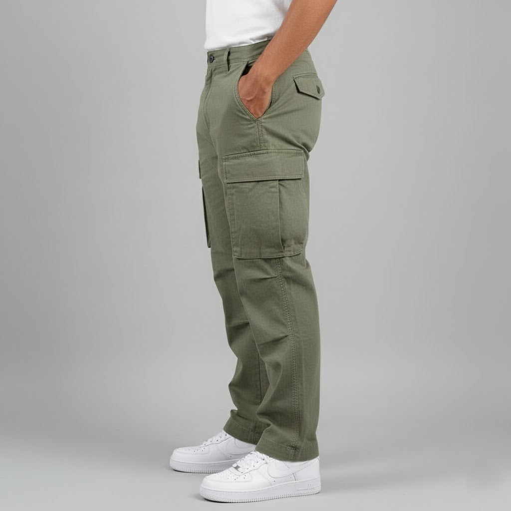 Durable men's black cargo pants, relaxed fit, designed for comfort and streetwear aesthetic.