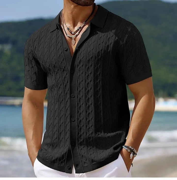 Everyday men's retro patterned polo shirt, stylish and comfortable, a versatile smart casual top.