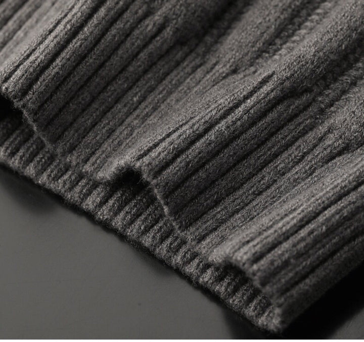 Stylish men's ribbed knit polo collar sweater. Long sleeve, smart casual, perfect for modern men's fashion.
