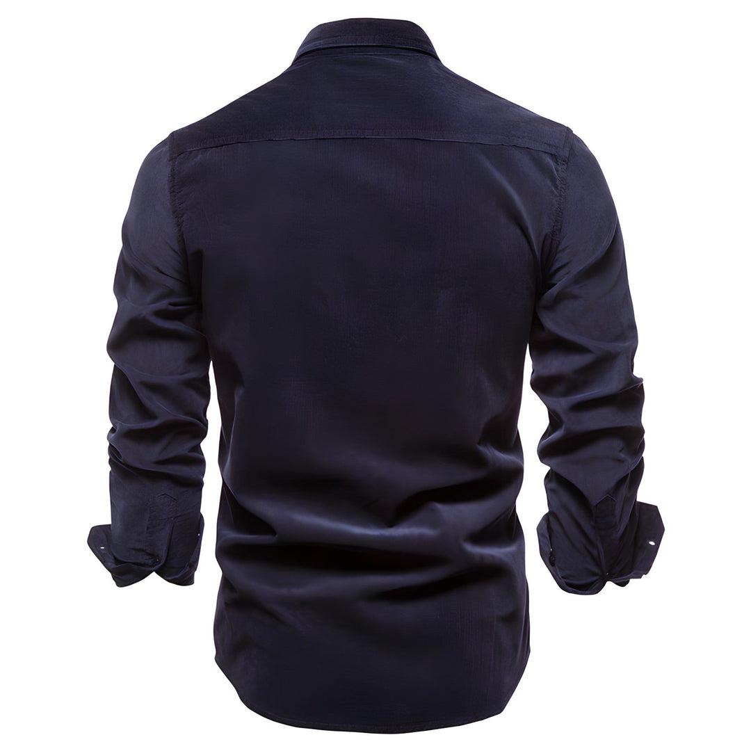 Stylish men's utility cargo long sleeve button-down shirt. Durable, comfortable, ideal for rugged outdoor fashion.