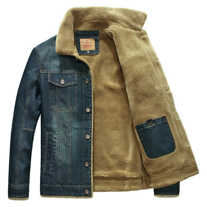 Stylish men's sherpa trucker jacket, button-up design. Warm & versatile outerwear for a cool, rugged style.