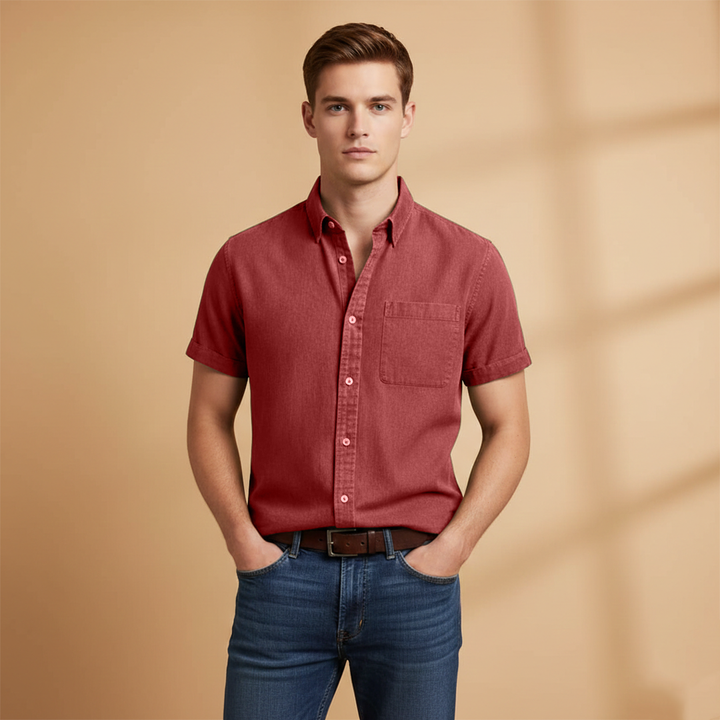 Everyday men's short-sleeve button-up shirt, a versatile design with a handy chest pocket.