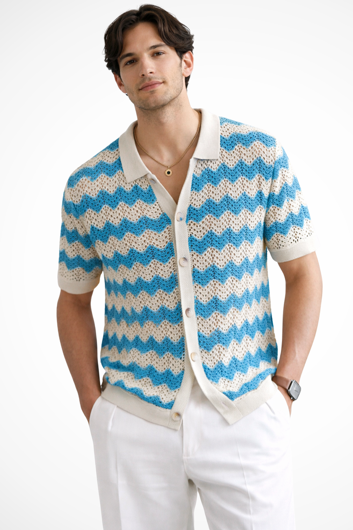 Button-front men's polo shirt, short sleeve, with a vibrant zigzag pattern. Ideal for casual summer outings.