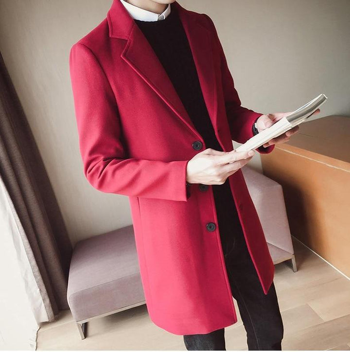 Finely tailored men's long overcoat. Slim fit autumn jacket, suitable for smart casual & formal events.