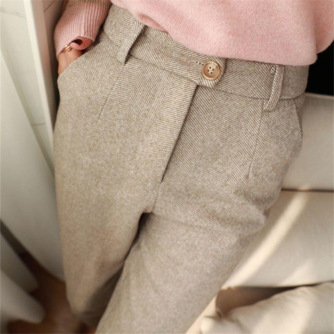 Grey men's tailored ankle-length pants, a versatile essential for spring fashion