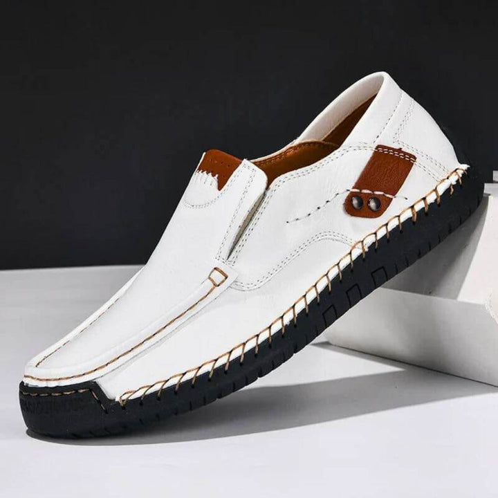 Green men's slip-on casual shoes with arch support, perfect for all-day comfort and stable walking.