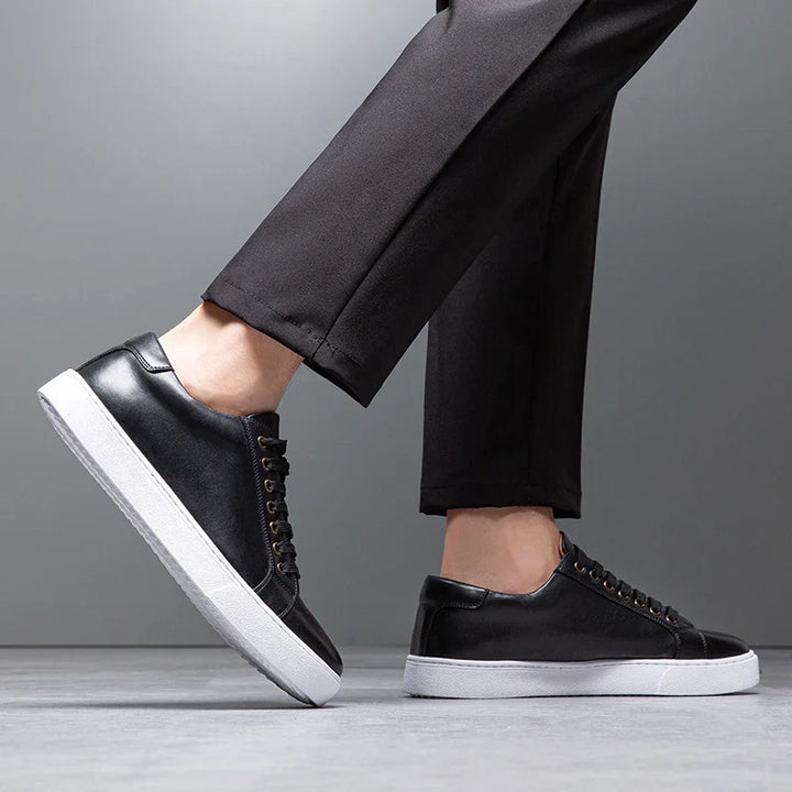 Stylish men's versatile lace-up trainers. Smart casual low-top sneakers for everyday comfort.