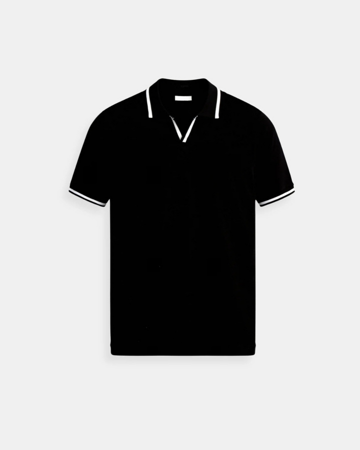 Breathable men's polo shirt with stylish contrast collar. Versatile smart casual top, perfect for everyday summer style.