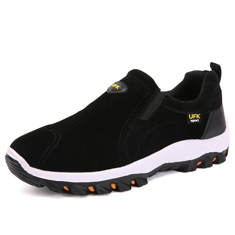 Comfortable men's sporty slip-on shoes for casual wear, featuring lightweight design & easy on/off.