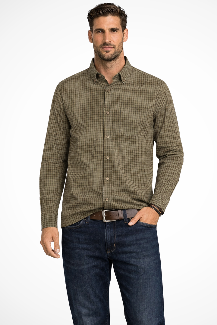 Elegant men's striped long sleeve formal shirt. Tailored fit button-down for professional & smart casual wear.