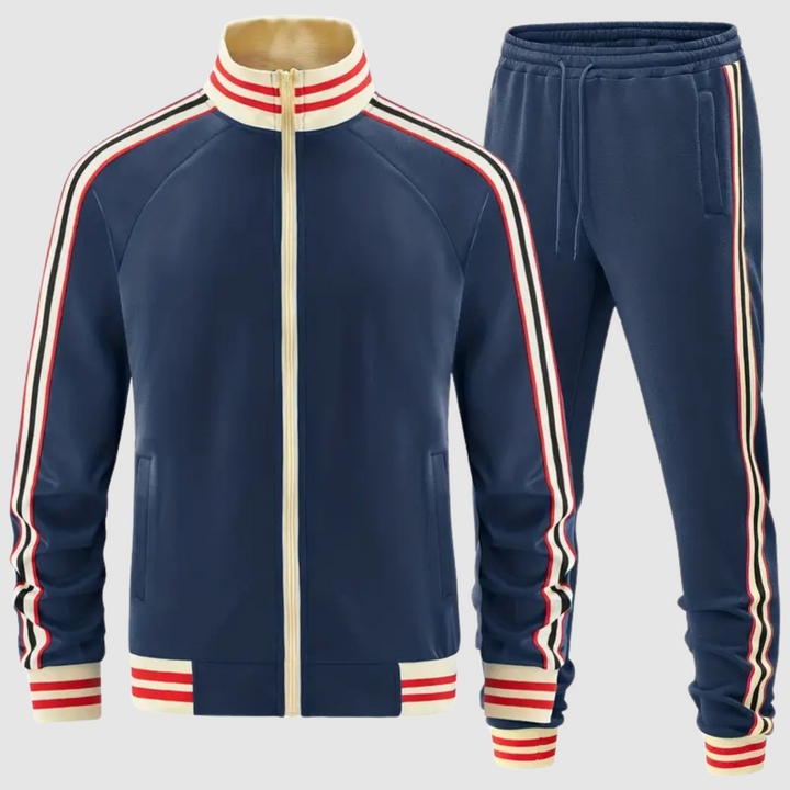 High-comfort men's striped tracksuit set, combining sporty style with practical daily wear.