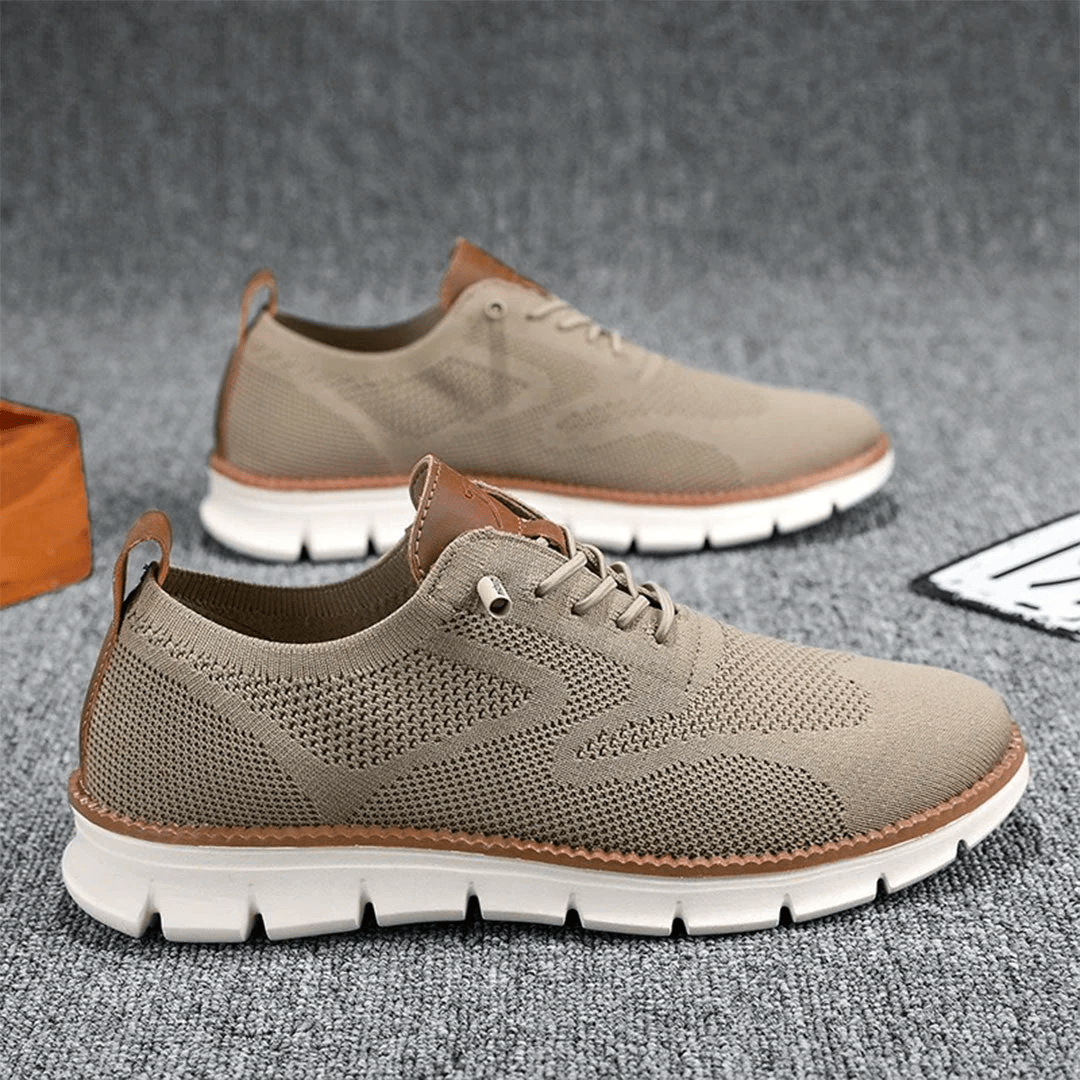 Lightweight men's breathable lace-up sneakers, ideal summer casual shoes for comfortable wear.