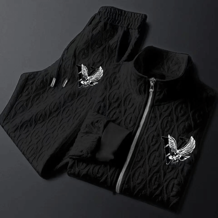 Comfortable men's cable-knit loungewear set. Full-zip jacket and soft matching pants for stylish relaxation.