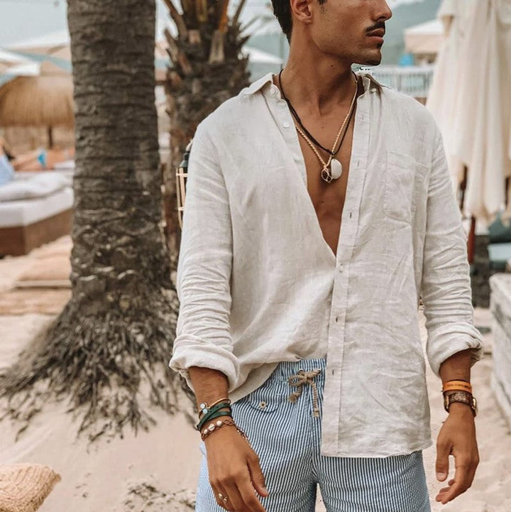 Stylish men's casual button-up long sleeve shirt in a comfortable fabric, ideal for everyday wear.